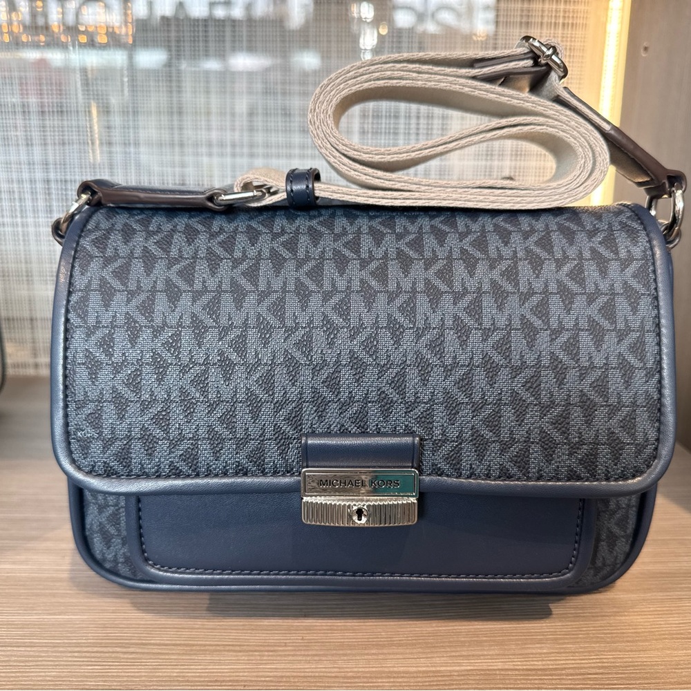 Michael Kors Blue Shoulder Bag